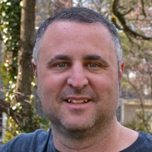 Meet your Posher, Ari